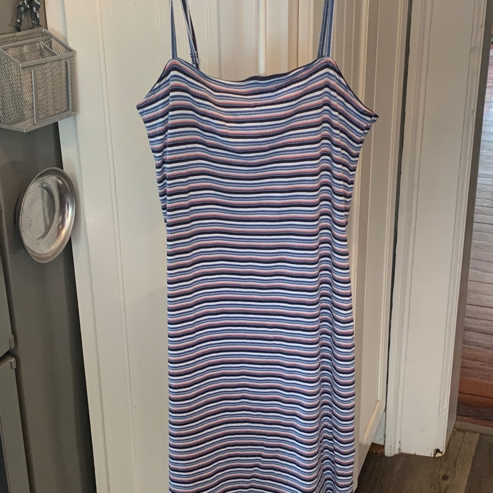 Hollister Viscose and polyester adjustable strap striped‎ mini. Worn once